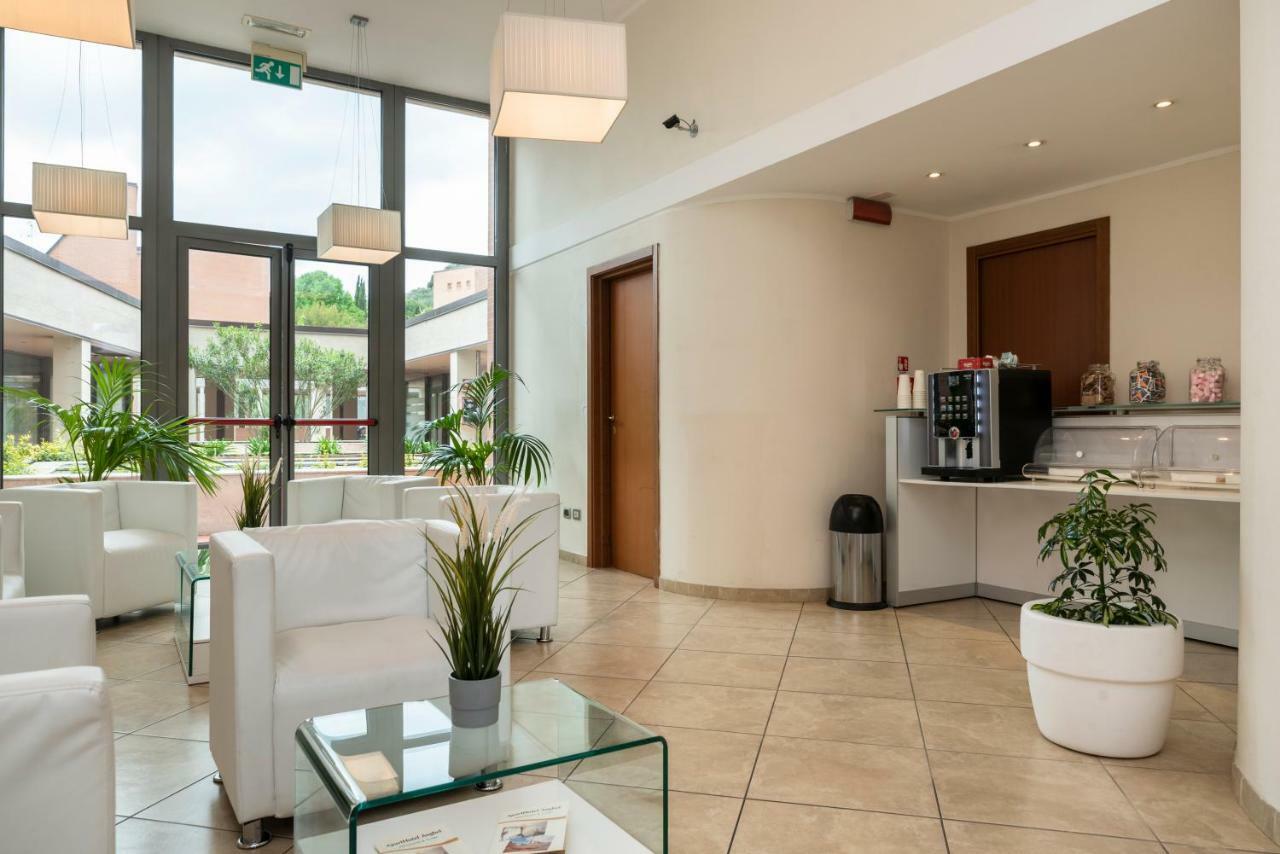Aparthotel Anghel Siena Luaran gambar