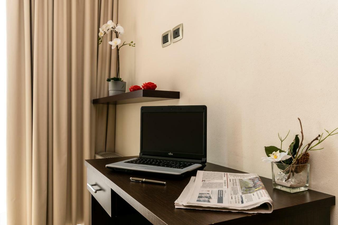 Aparthotel Anghel Siena Luaran gambar